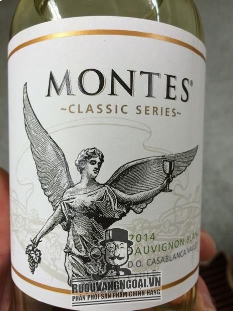 Kết quả hình ảnh cho montes classic series sauvignon blanc 2014