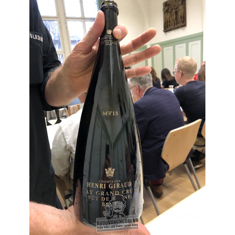 Mua ruou champagne henry giraud aÿ grand cru mv giá rẻ tại Sài Gòn