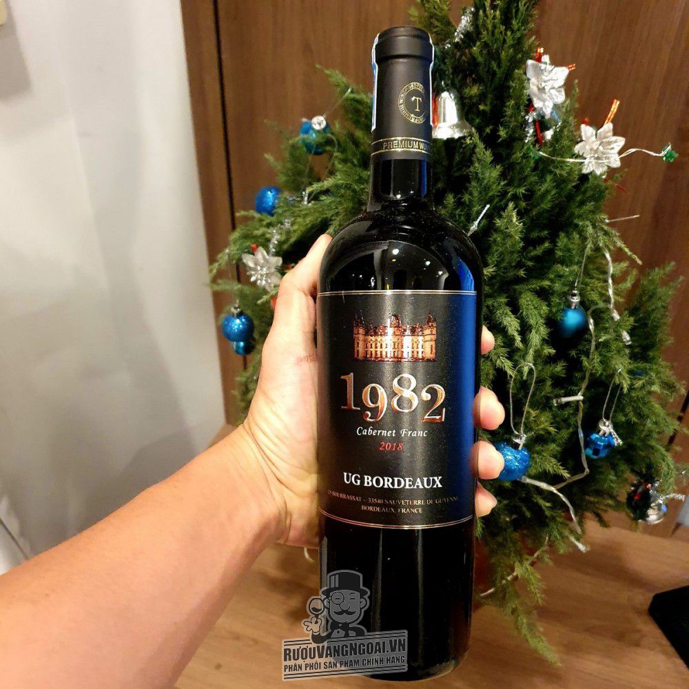 Địa chỉ bán vang phap ug bordeaux red - white giá rẻ tại Sài Gòn