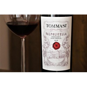 Vang Ý Tommasi Valpolicella cao cấp bn1