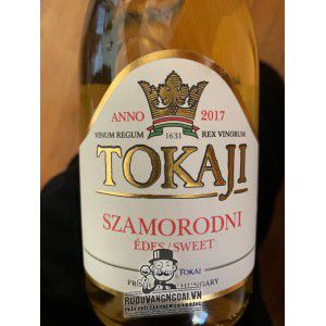 Rượu vang ngọt Tokaji Szamorodni Sweet uống ngon bn1