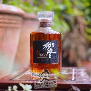 Rượu Hibiki 21 Năm cao cấp bn3